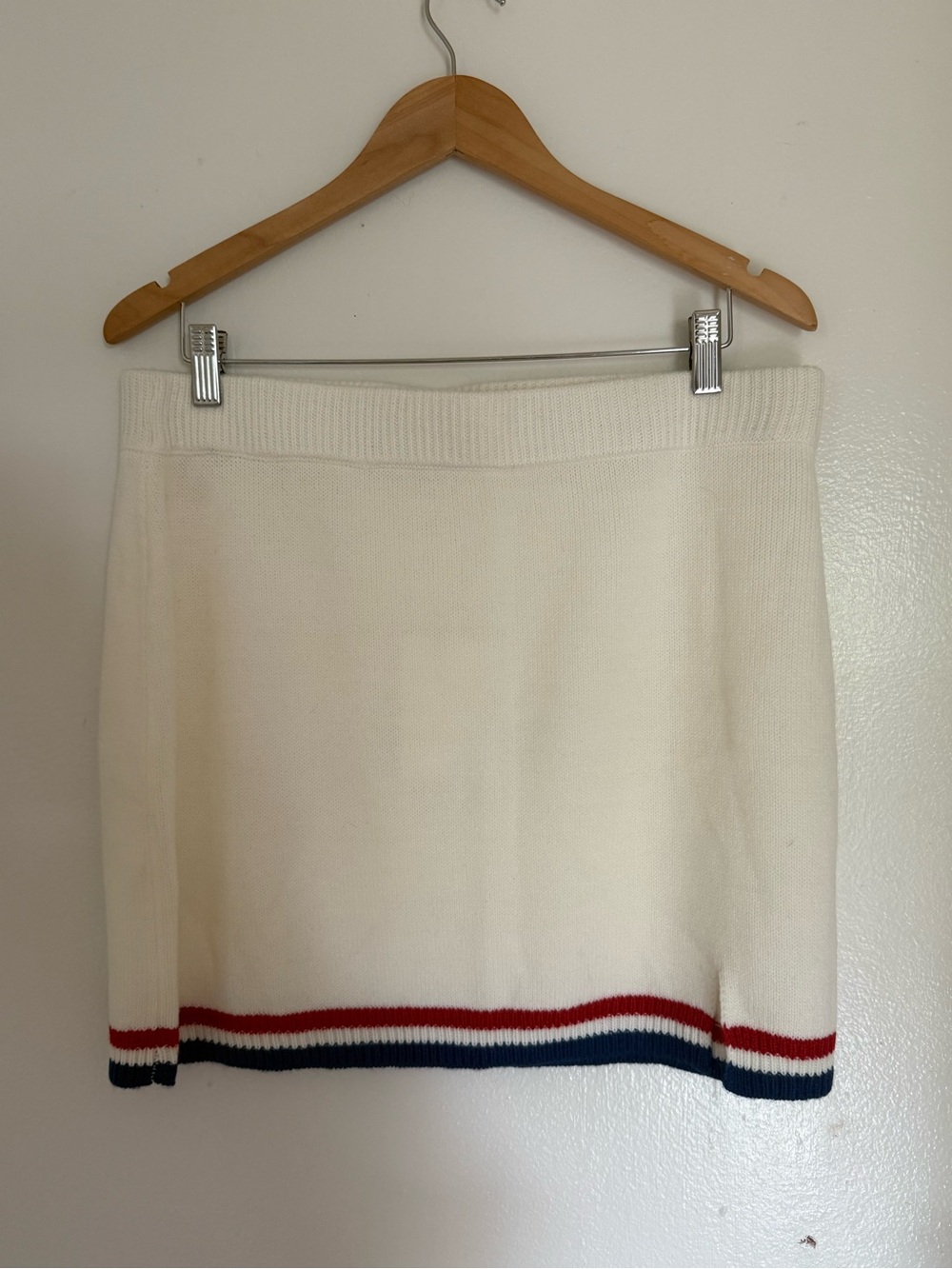 NWT Show Me Your MuMu - Cream Knit Mini Skirt with Red & Navy Trim